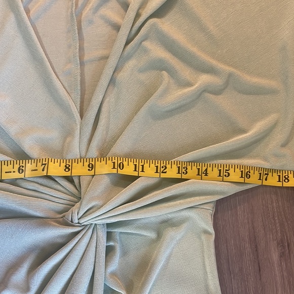Light Green,Twist Front Batwing Sleeve Split Thigh Midi Dress Dress,large - Picture 6 of 8